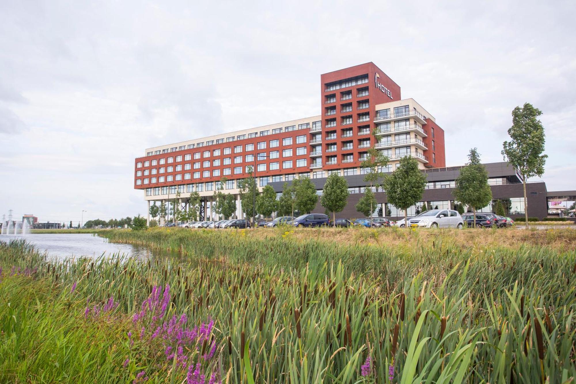 Van Der Valk Hotel Zwolle ズヴォレ エクステリア 写真